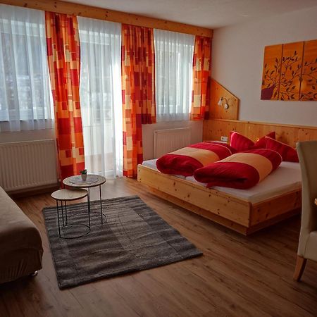 Gaestehaus Maria - Privatzimmer Nassereith Eksteriør billede