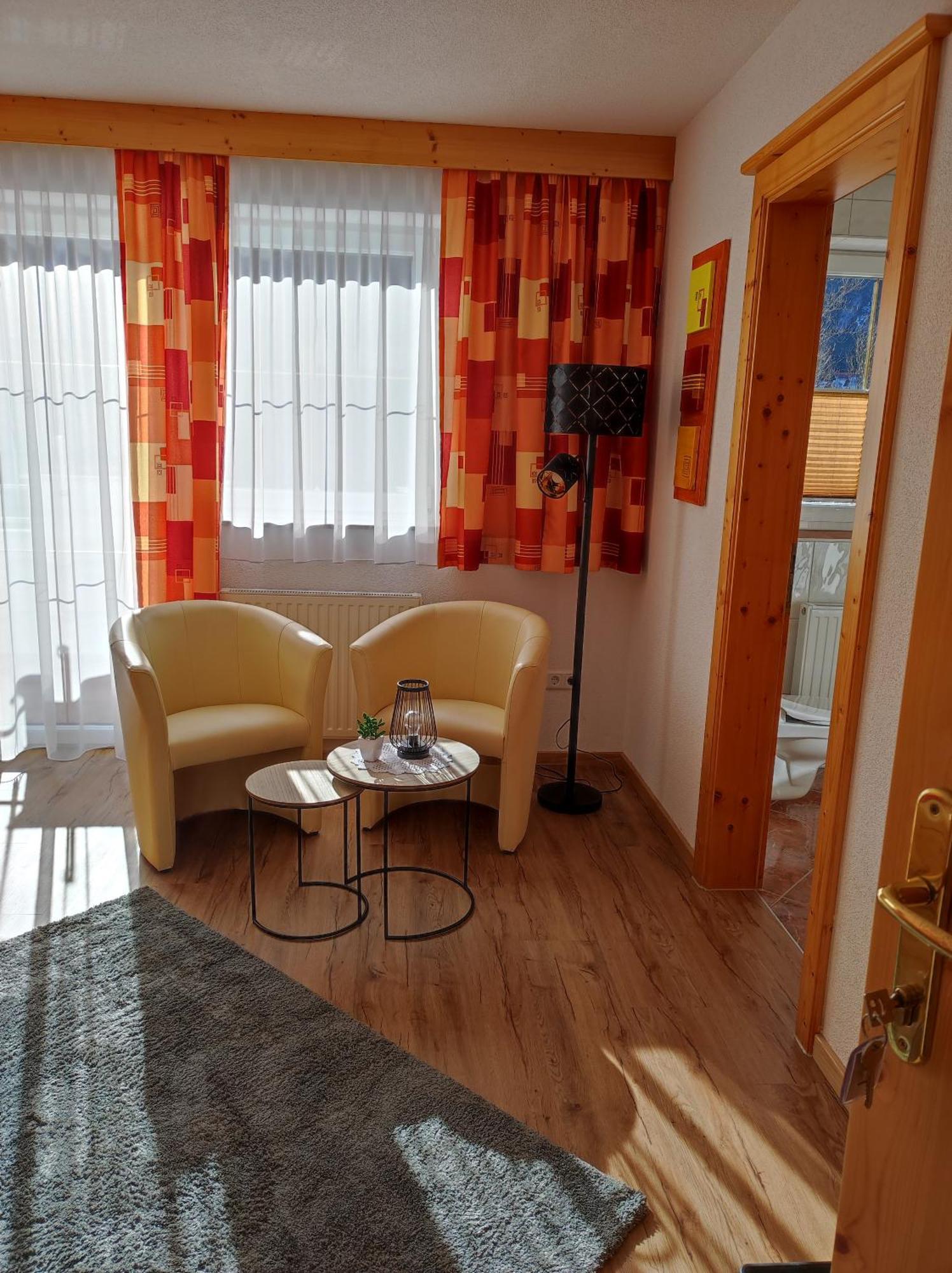 Gaestehaus Maria - Privatzimmer Nassereith Eksteriør billede
