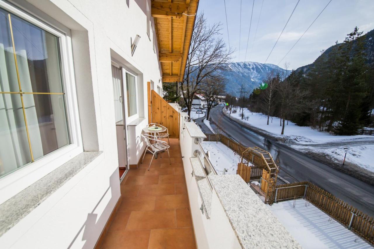 Gaestehaus Maria - Privatzimmer Nassereith Eksteriør billede