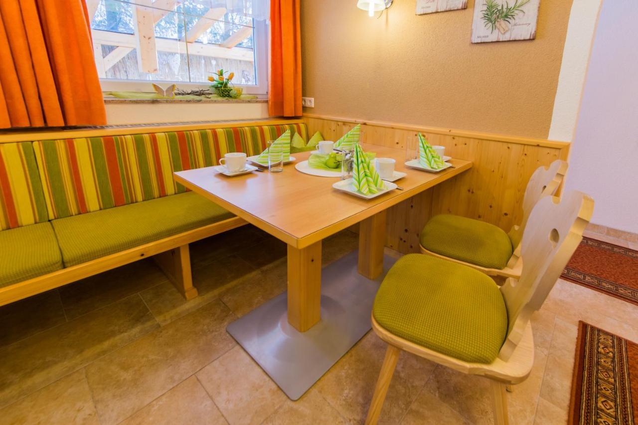 Gaestehaus Maria - Privatzimmer Nassereith Eksteriør billede